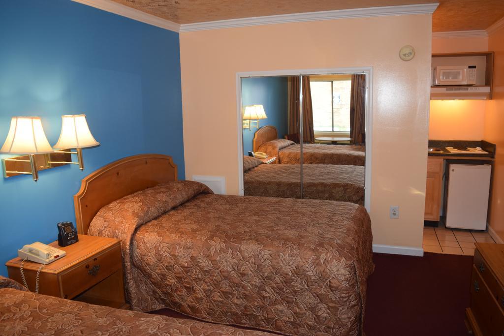 Fort Eustis Inn Ньюпорт-Ньюс Екстер'єр фото