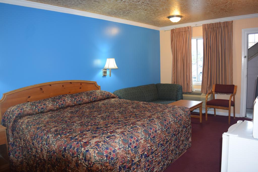 Fort Eustis Inn Ньюпорт-Ньюс Екстер'єр фото